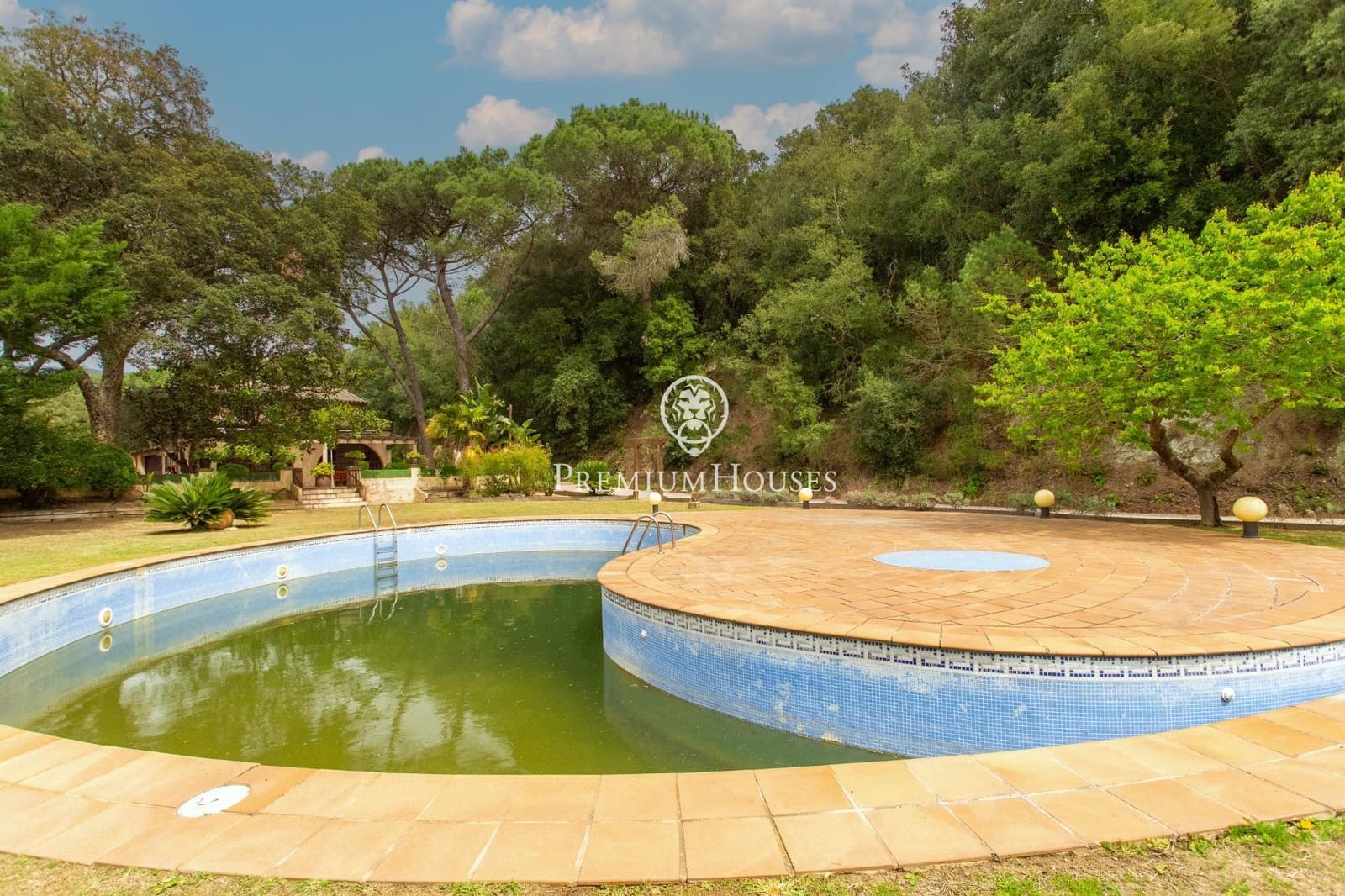 6 sypialnia Finka/Dom wiejski na sprzedaż w Sant Iscle de Vallalta z basenem garażem - 1 349 000 € (Ref: 9770644)