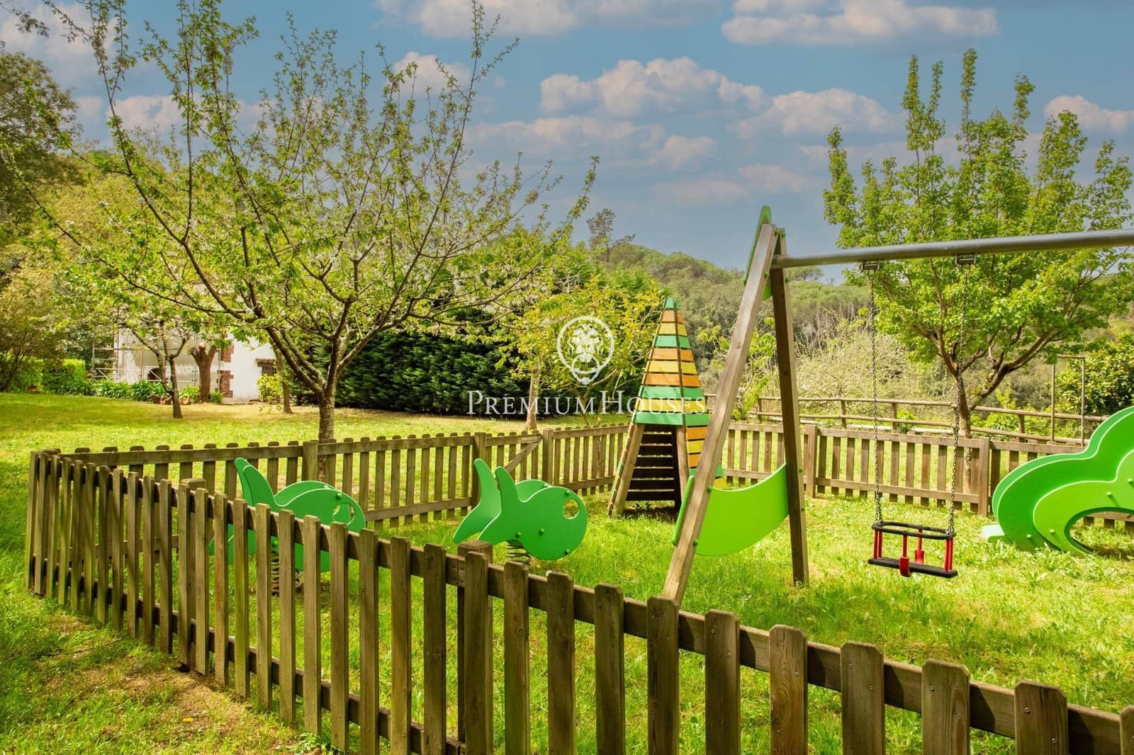 6 sypialnia Finka/Dom wiejski na sprzedaż w Sant Iscle de Vallalta z basenem garażem - 1 349 000 € (Ref: 9770644)