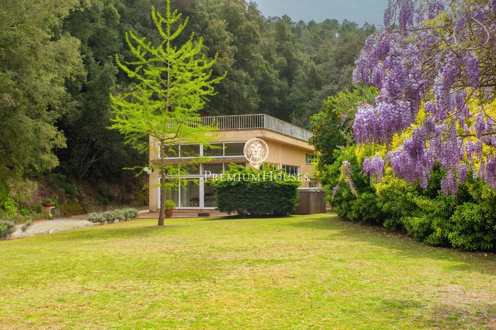 6 sypialnia Finka/Dom wiejski na sprzedaż w Sant Iscle de Vallalta z basenem garażem - 1 349 000 € (Ref: 9770644)