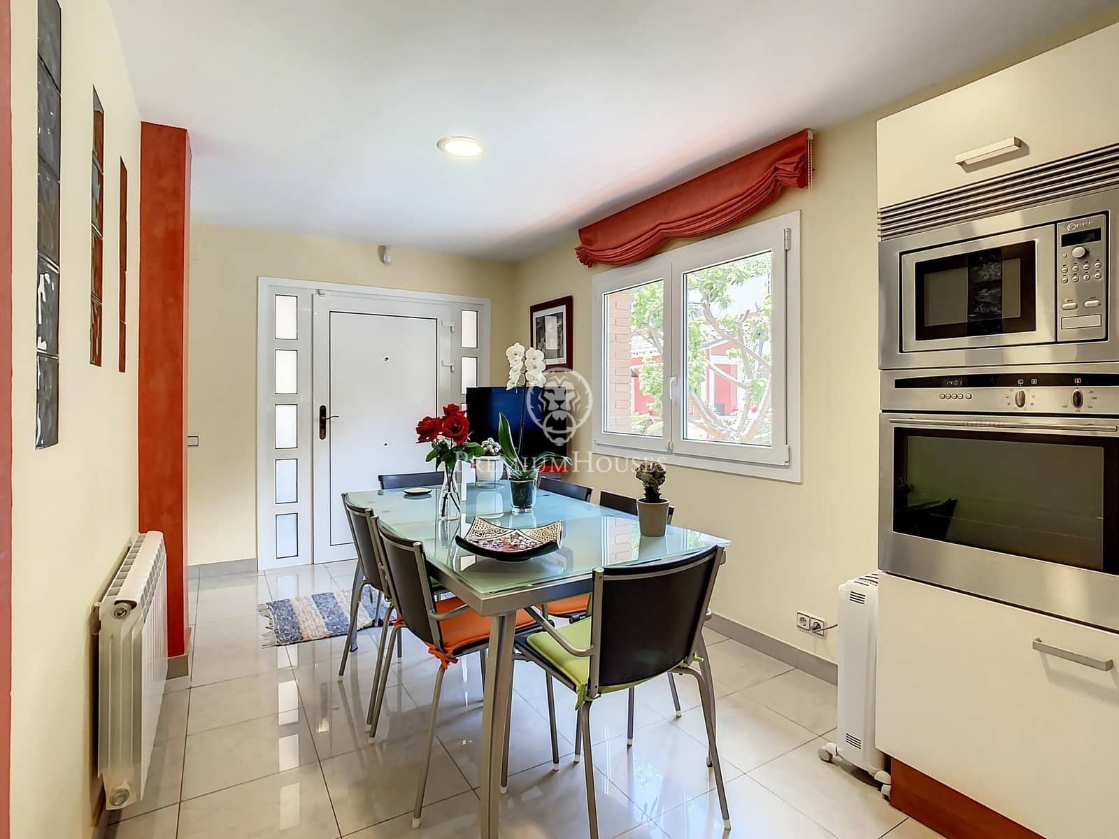 5 Zimmer Villa zu verkaufen in Badalona mit Garage - 1.700.000 € (Ref: 9770649)