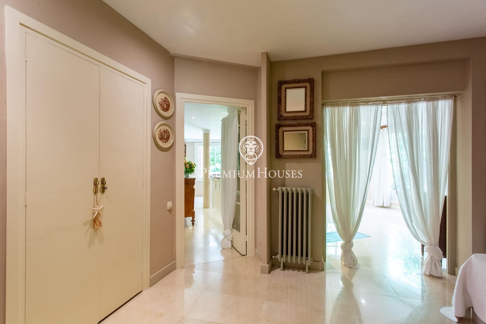 4 chambre Villa/Maison à vendre à Sant Andreu de Llavaneres avec piscine garage - 1 900 000 € (Ref: 9778108)