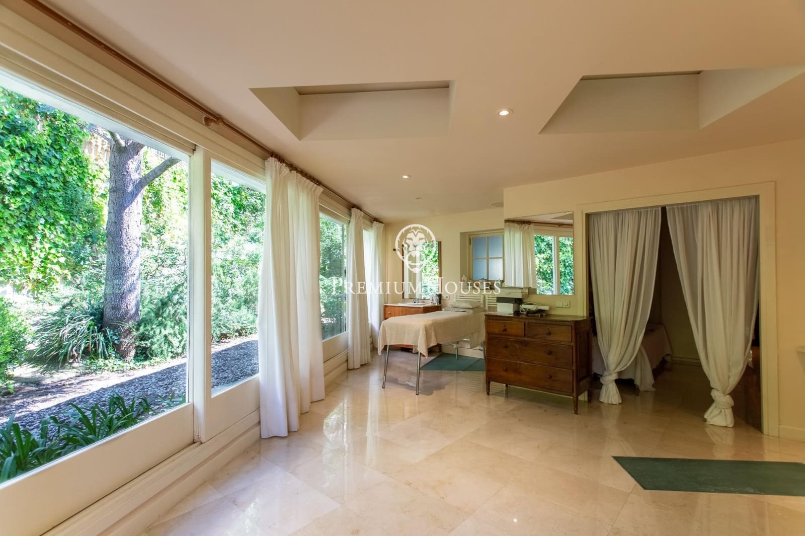 4 chambre Villa/Maison à vendre à Sant Andreu de Llavaneres avec piscine garage - 1 900 000 € (Ref: 9778108)