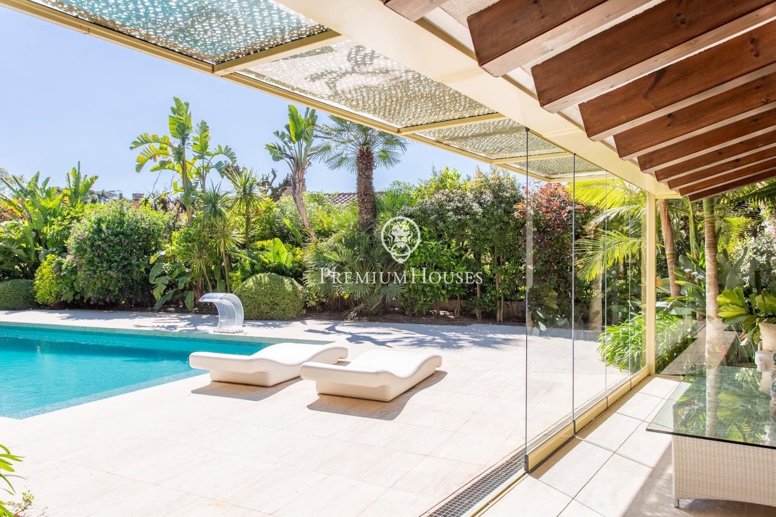 4 chambre Villa/Maison à vendre à Sant Andreu de Llavaneres avec piscine garage - 1 900 000 € (Ref: 9778108)