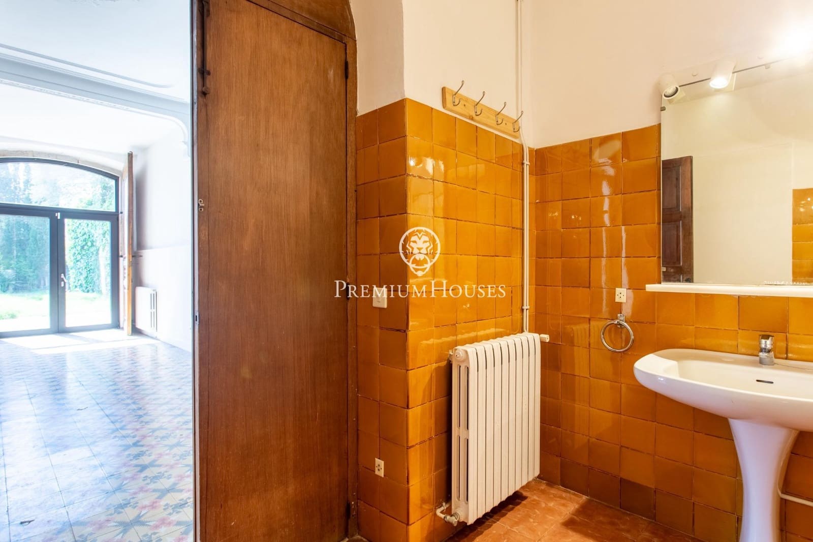 9 sypialnia Finka/Dom wiejski na sprzedaż w Arenys de Munt z garażem - 900 000 € (Ref: 9778109)