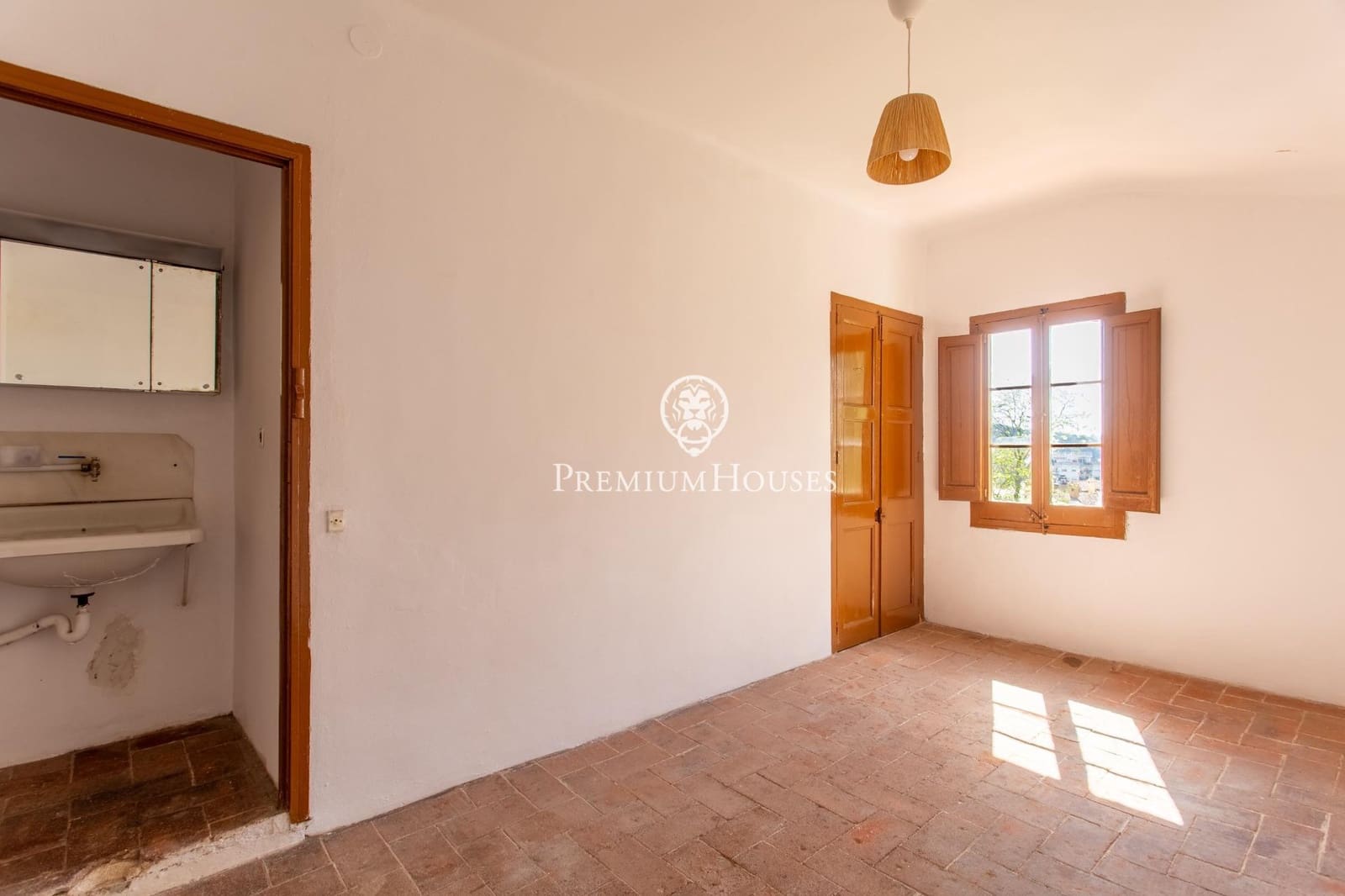 9 sypialnia Finka/Dom wiejski na sprzedaż w Arenys de Munt z garażem - 900 000 € (Ref: 9778109)