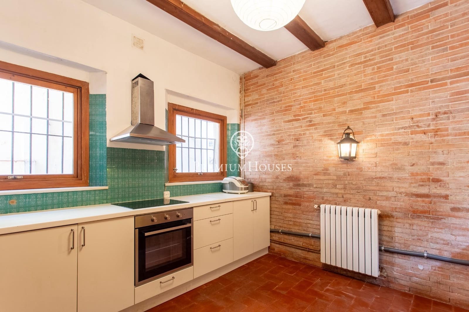 9 sypialnia Finka/Dom wiejski na sprzedaż w Arenys de Munt z garażem - 900 000 € (Ref: 9778109)