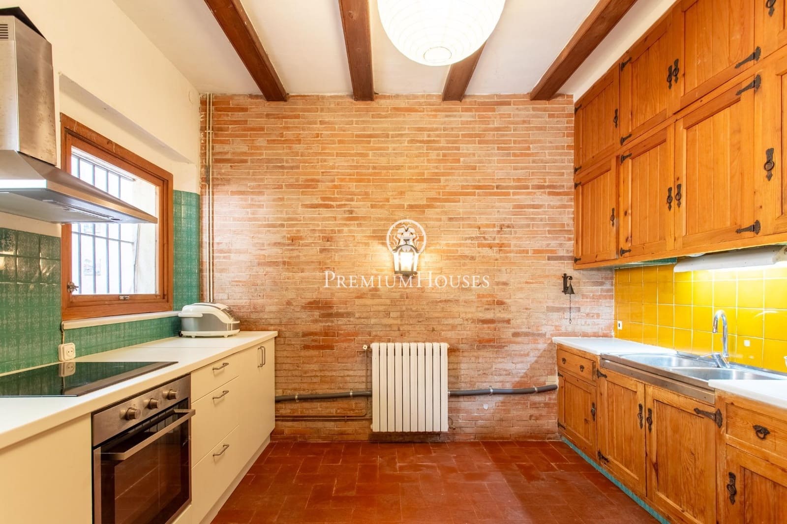 9 sypialnia Finka/Dom wiejski na sprzedaż w Arenys de Munt z garażem - 900 000 € (Ref: 9778109)