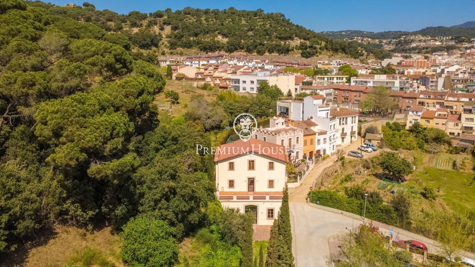 9 sypialnia Finka/Dom wiejski na sprzedaż w Arenys de Munt z garażem - 900 000 € (Ref: 9778109)