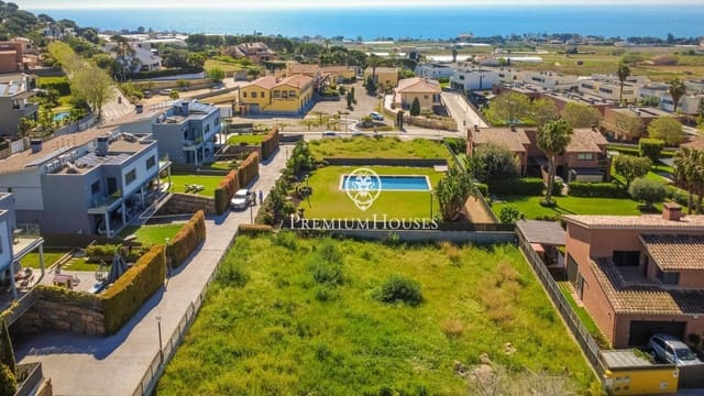 Solar/Parcela en Mataró en venta - 450.000 € (Ref: 9782981)