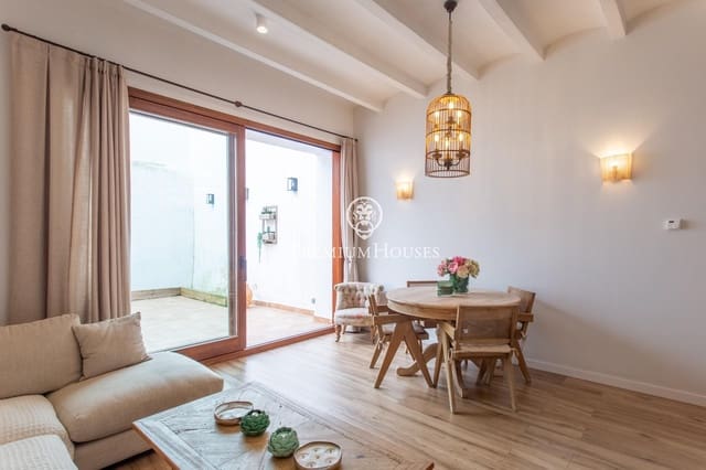 4 chambre Villa/Maison Mitoyenne à vendre à Sant Andreu de Llavaneres - 650 000 € (Ref: 9782982)