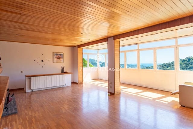 3 slaapkamer Villa te koop in Alella met garage - € 630.000 (Ref: 9782983)