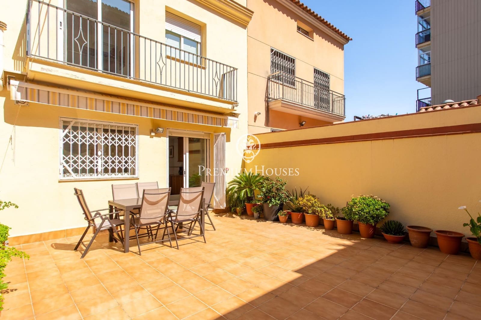 3 soveværelse Rækkehus til salg i Argentona - € 620.000 (Ref: 9788389)