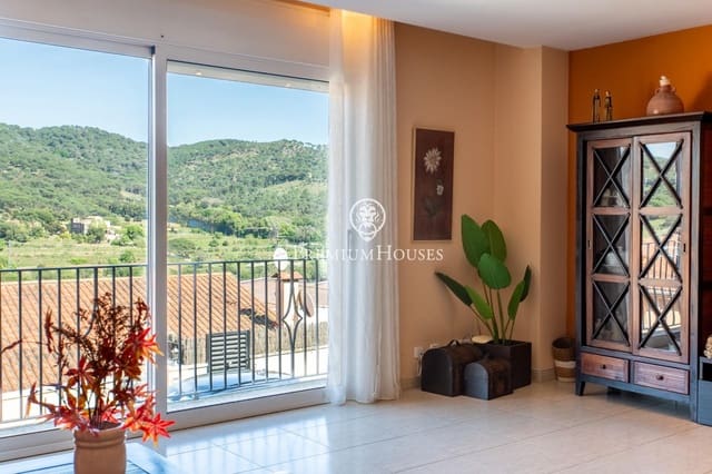 4 chambre Villa/Maison Mitoyenne à vendre à Argentona - 620 000 € (Ref: 9788389)