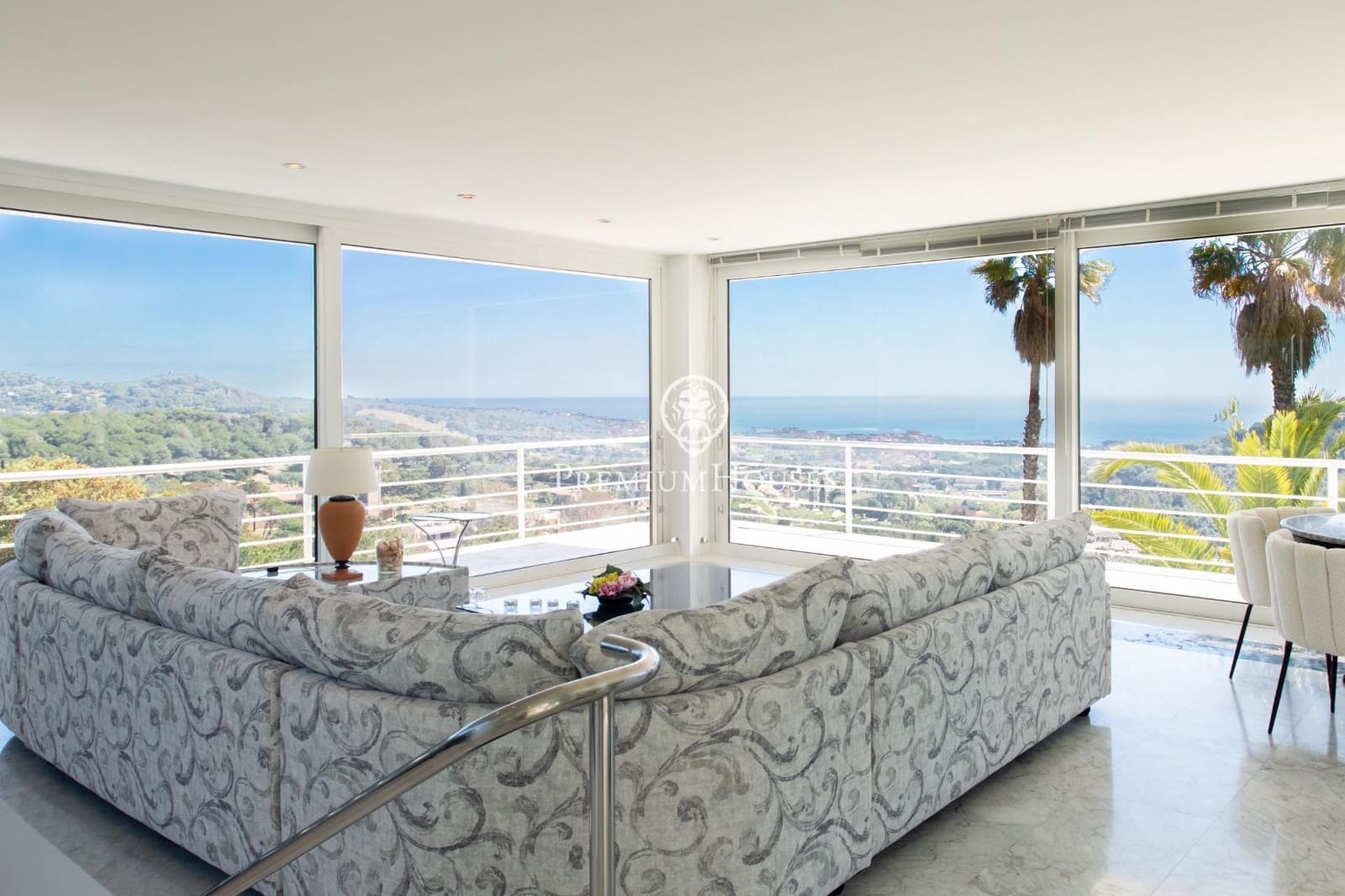 5 makuuhuone Huvila myytävänä paikassa Alella mukana uima-altaan 
autotalli - 1 590 000 € (Ref: 9794621)