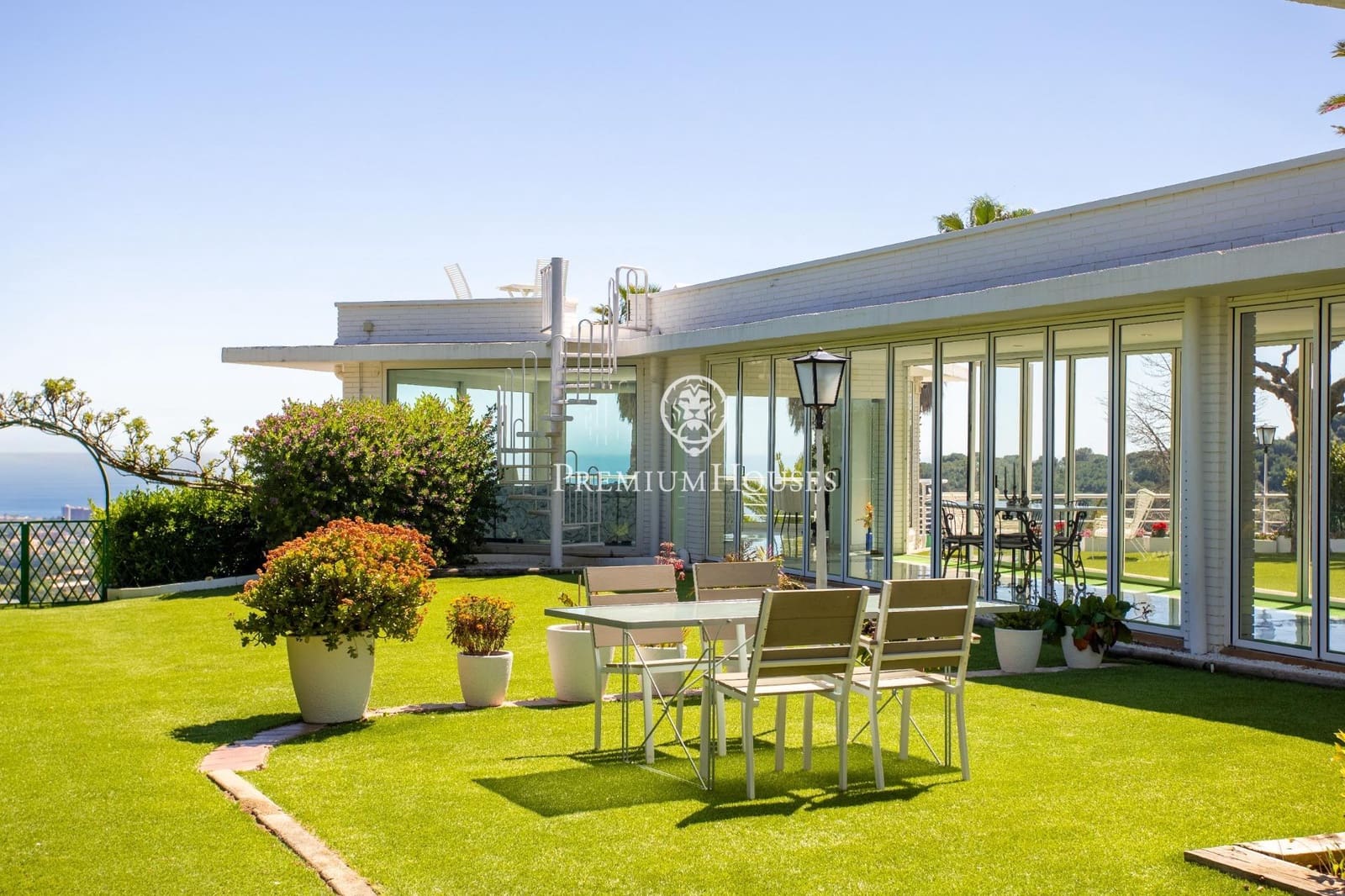 5 makuuhuone Huvila myytävänä paikassa Alella mukana uima-altaan 
autotalli - 1 590 000 € (Ref: 9794621)