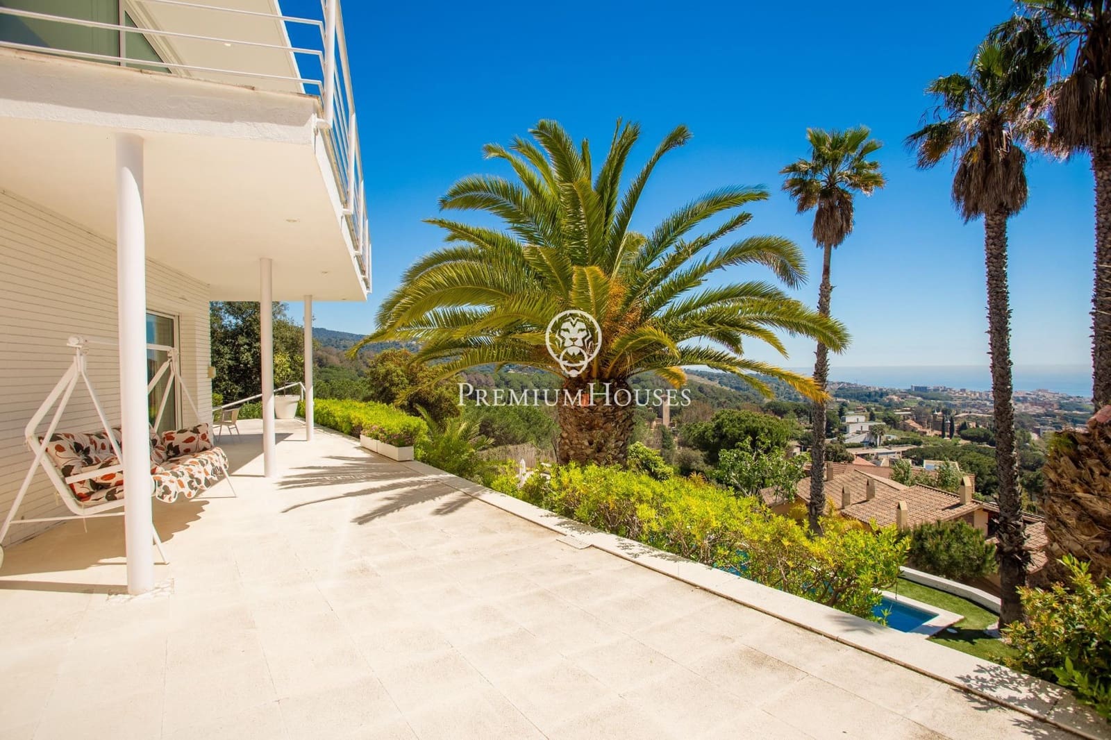 5 makuuhuone Huvila myytävänä paikassa Alella mukana uima-altaan 
autotalli - 1 590 000 € (Ref: 9794621)