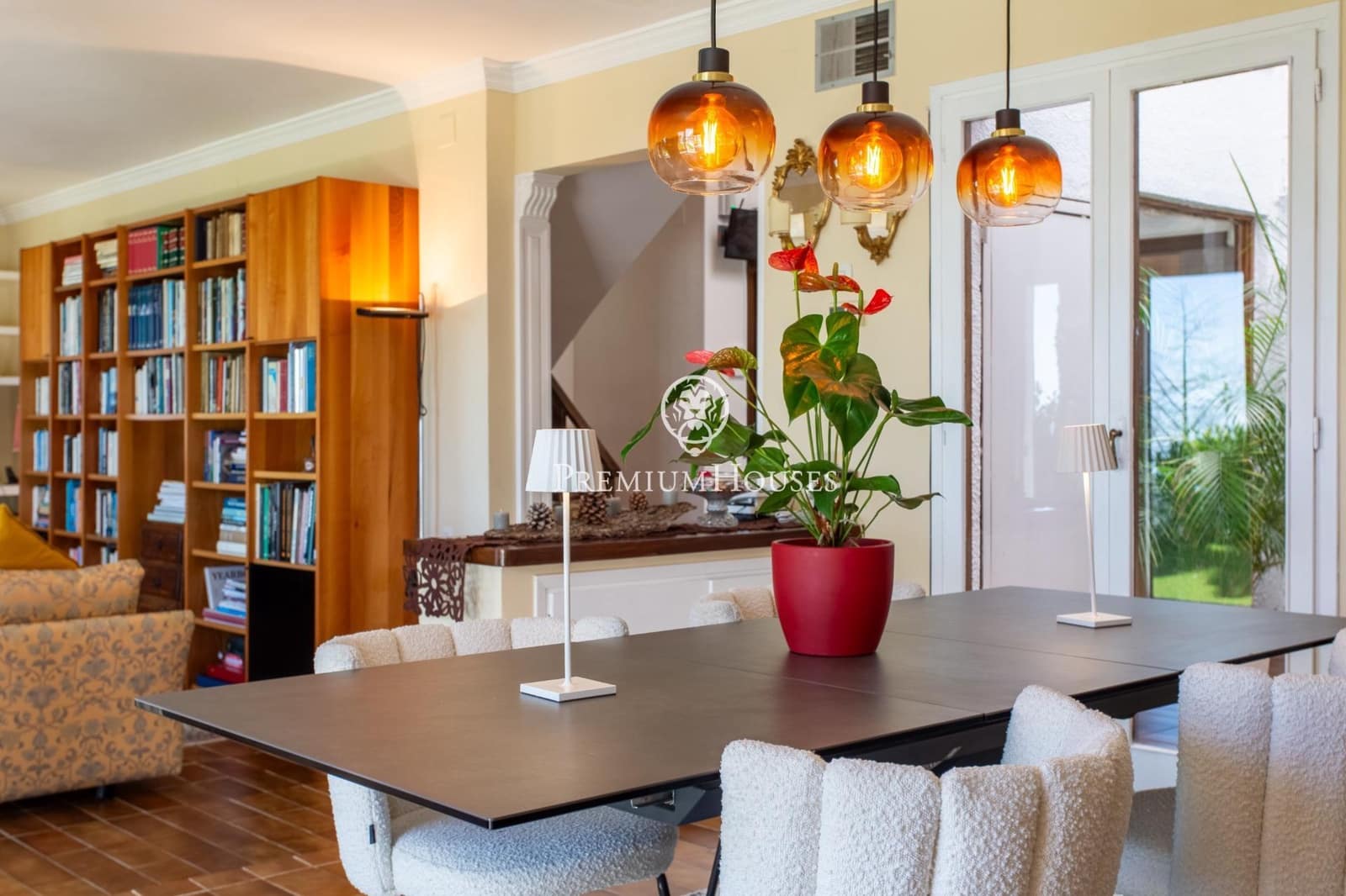 5 makuuhuone Huvila myytävänä paikassa Alella mukana uima-altaan 
autotalli - 1 590 000 € (Ref: 9794621)