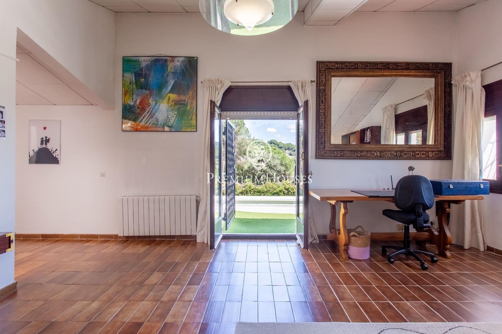 5 makuuhuone Huvila myytävänä paikassa Alella mukana uima-altaan 
autotalli - 1 590 000 € (Ref: 9794621)