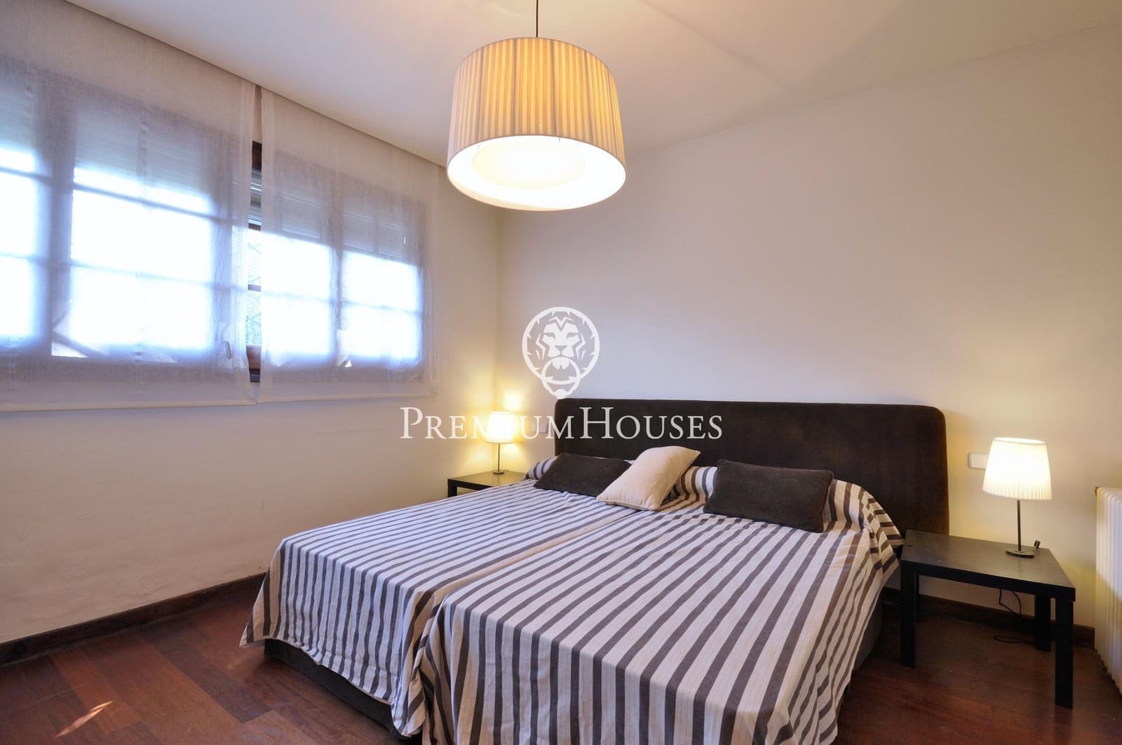 4 bedroom Finca/Country House for sale in Vallromanes with pool garage - € 1,595,000 (Ref: 9818202)