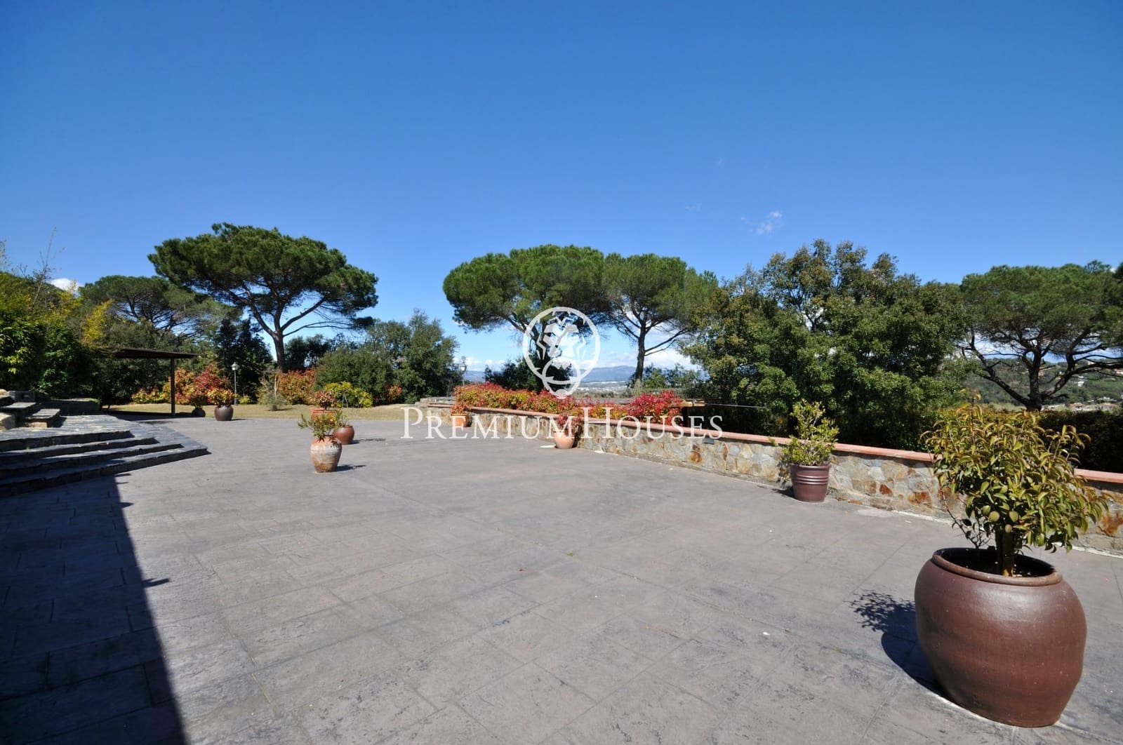 4 bedroom Finca/Country House for sale in Vallromanes with pool garage - € 1,595,000 (Ref: 9818202)