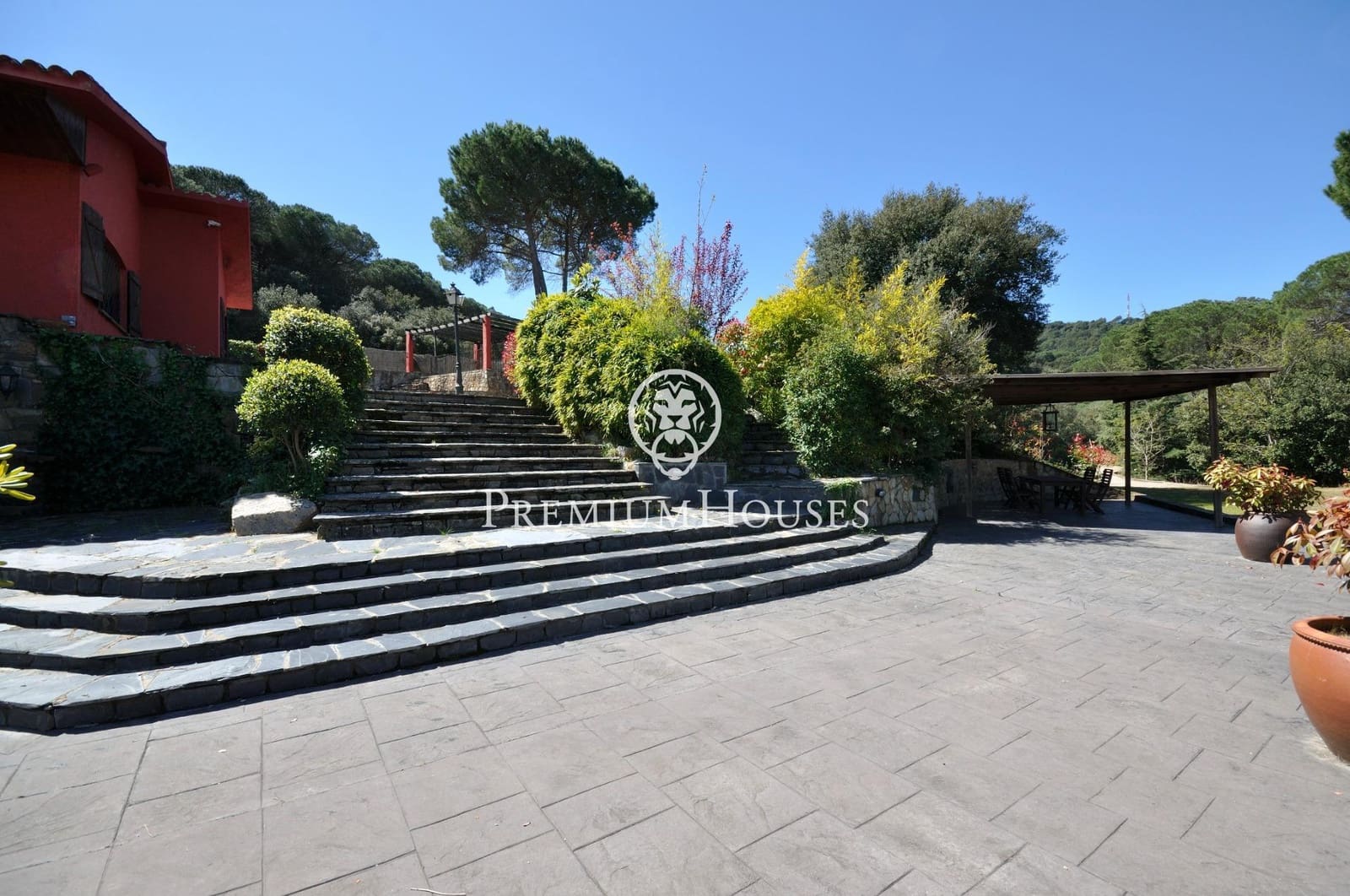 4 bedroom Finca/Country House for sale in Vallromanes with pool garage - € 1,595,000 (Ref: 9818202)