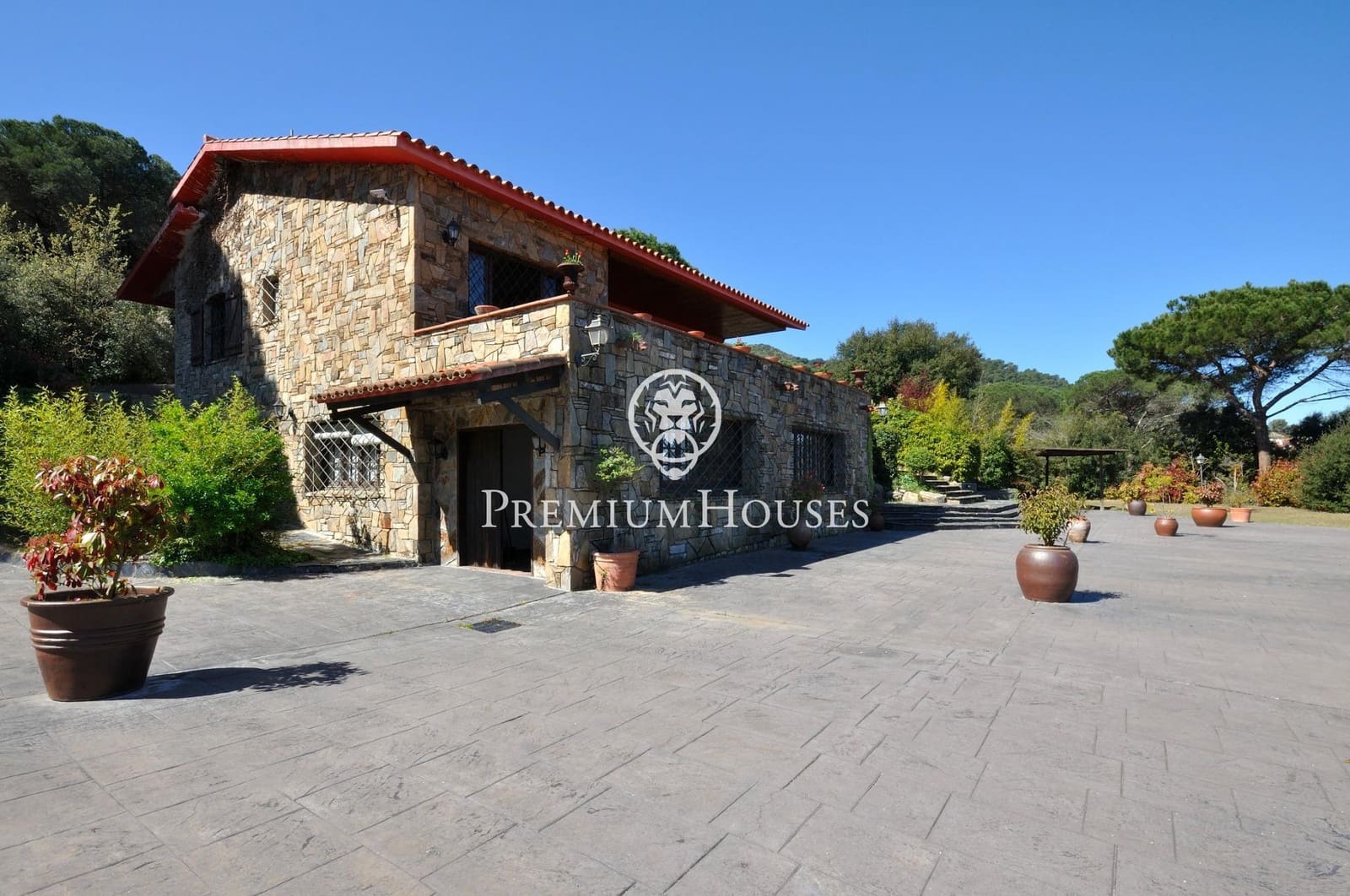 4 bedroom Finca/Country House for sale in Vallromanes with pool garage - € 1,595,000 (Ref: 9818202)