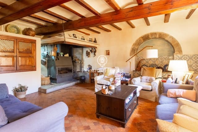 11 Zimmer Finca/Landgut zu verkaufen in Arenys de Munt mit Pool - 1.230.000 € (Ref: 9829086)