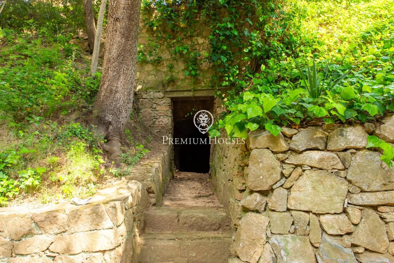 11 bedroom Finca/Country House for sale in Arenys de Munt with pool - € 1,230,000 (Ref: 9829086)
