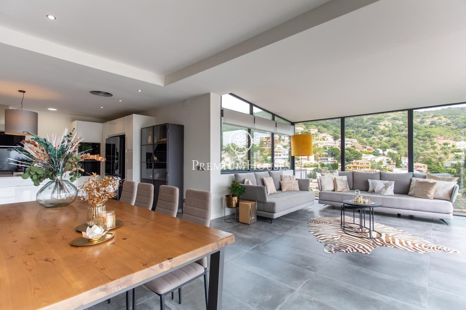 4 Zimmer Villa zu verkaufen in Alella mit Pool Garage - 1.250.000 € (Ref: 9829090)