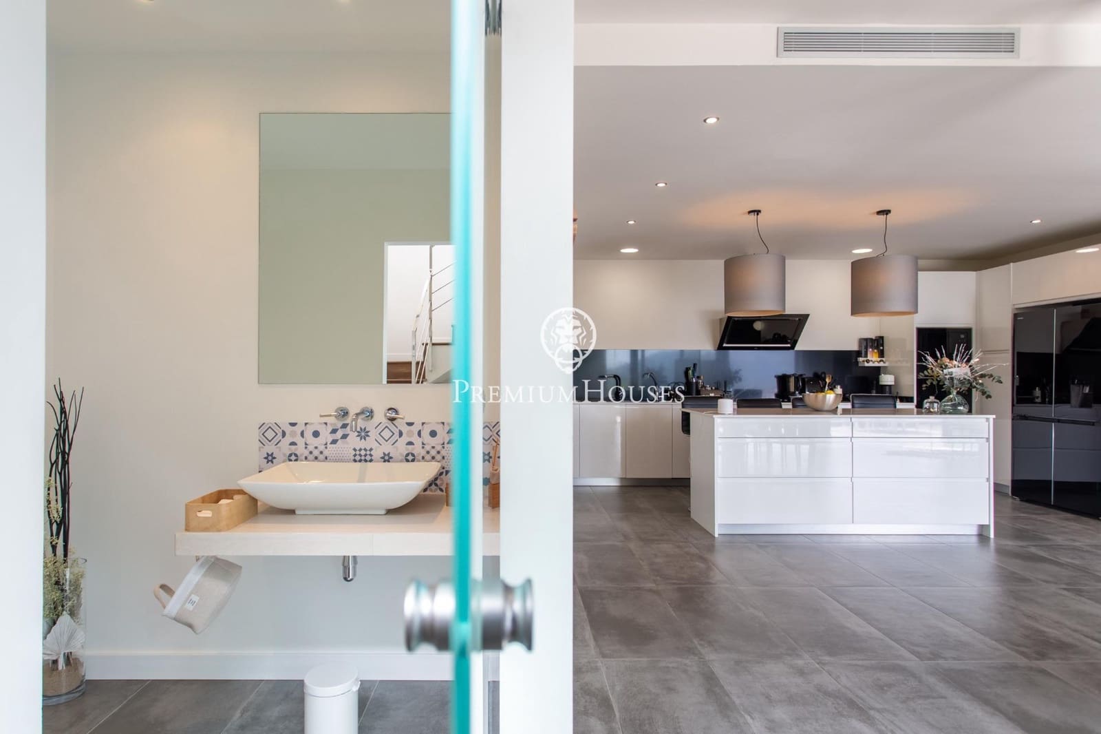 4 Zimmer Villa zu verkaufen in Alella mit Pool Garage - 1.250.000 € (Ref: 9829090)