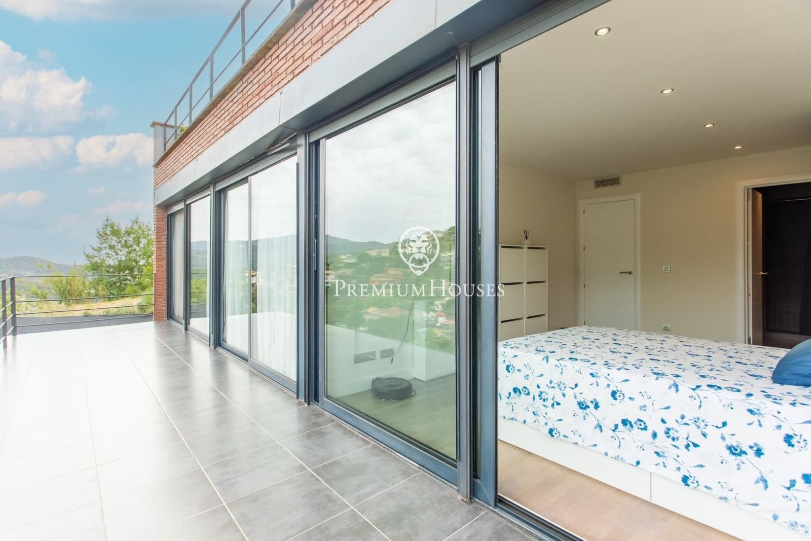 4 Zimmer Villa zu verkaufen in Alella mit Pool Garage - 1.250.000 € (Ref: 9829090)