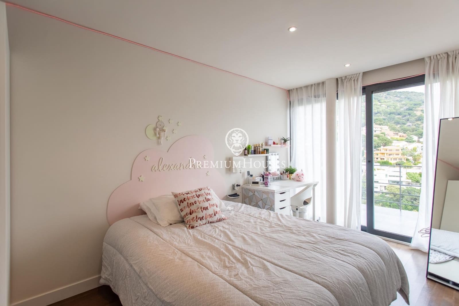 4 Zimmer Villa zu verkaufen in Alella mit Pool Garage - 1.250.000 € (Ref: 9829090)