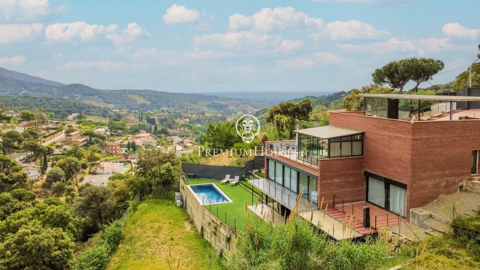 4 Zimmer Villa zu verkaufen in Alella mit Pool Garage - 1.250.000 € (Ref: 9829090)