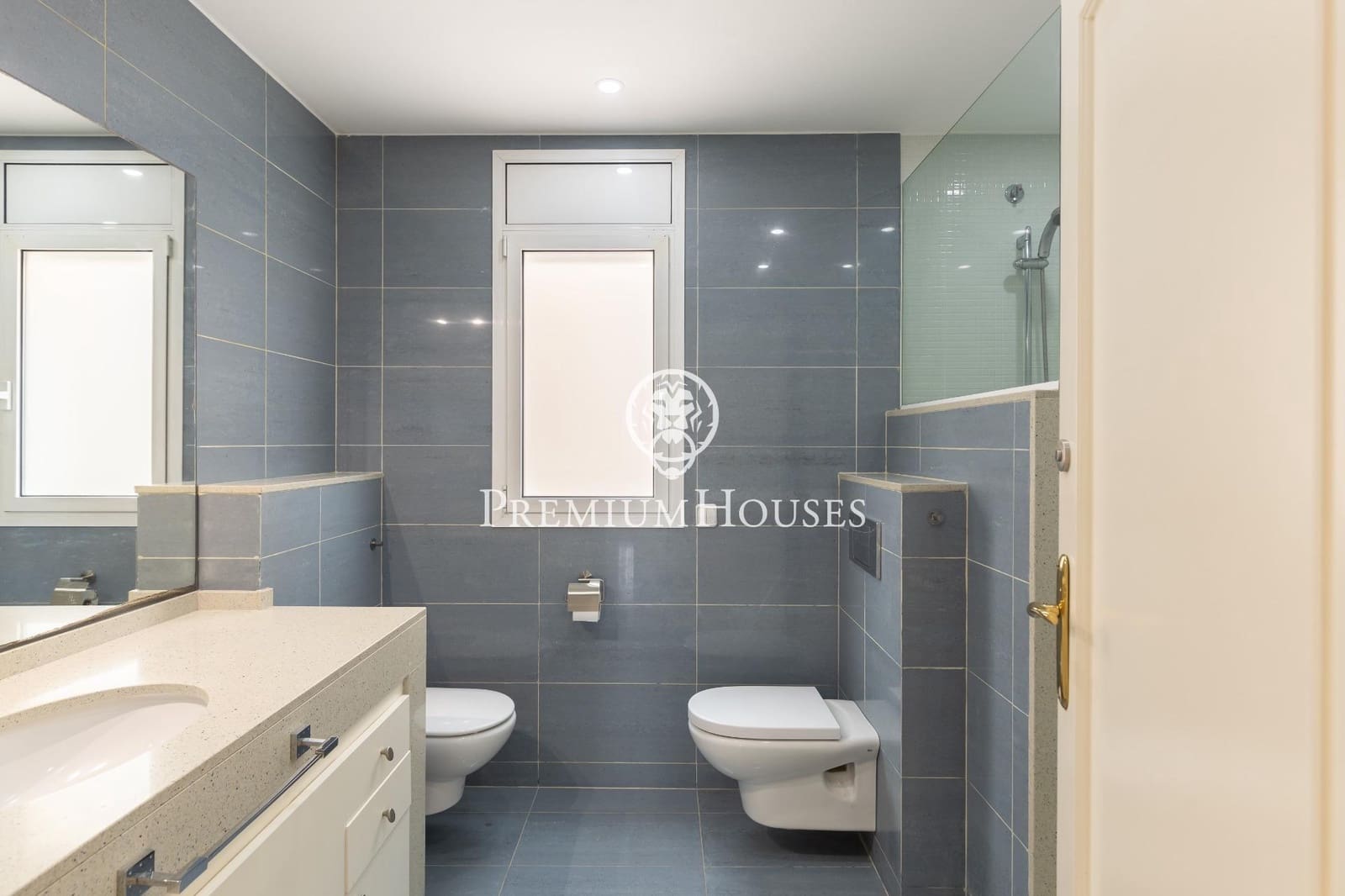 5 bedroom Villa for sale in Alella with garage - € 1,175,000 (Ref: 9846234)