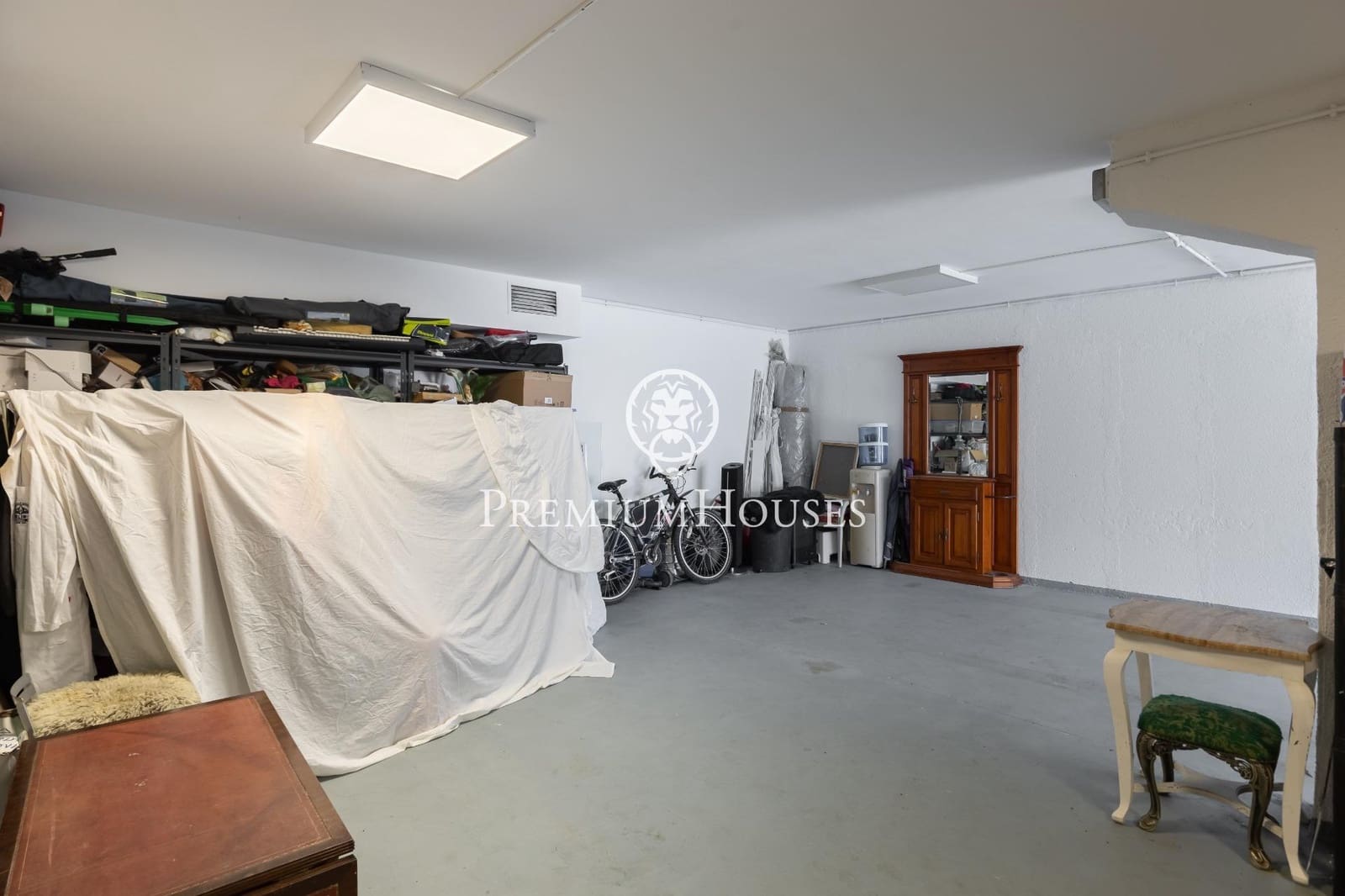 5 bedroom Villa for sale in Alella with garage - € 1,175,000 (Ref: 9846234)