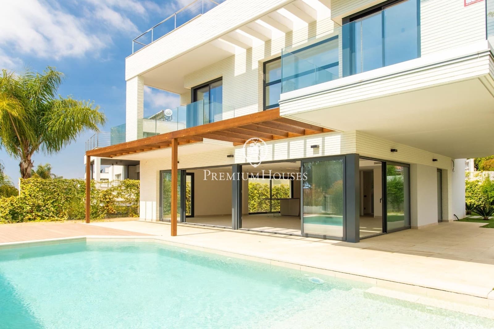4 bedroom Villa for sale in Vilassar de Dalt with pool garage - € 1,790,000 (Ref: 9846235)