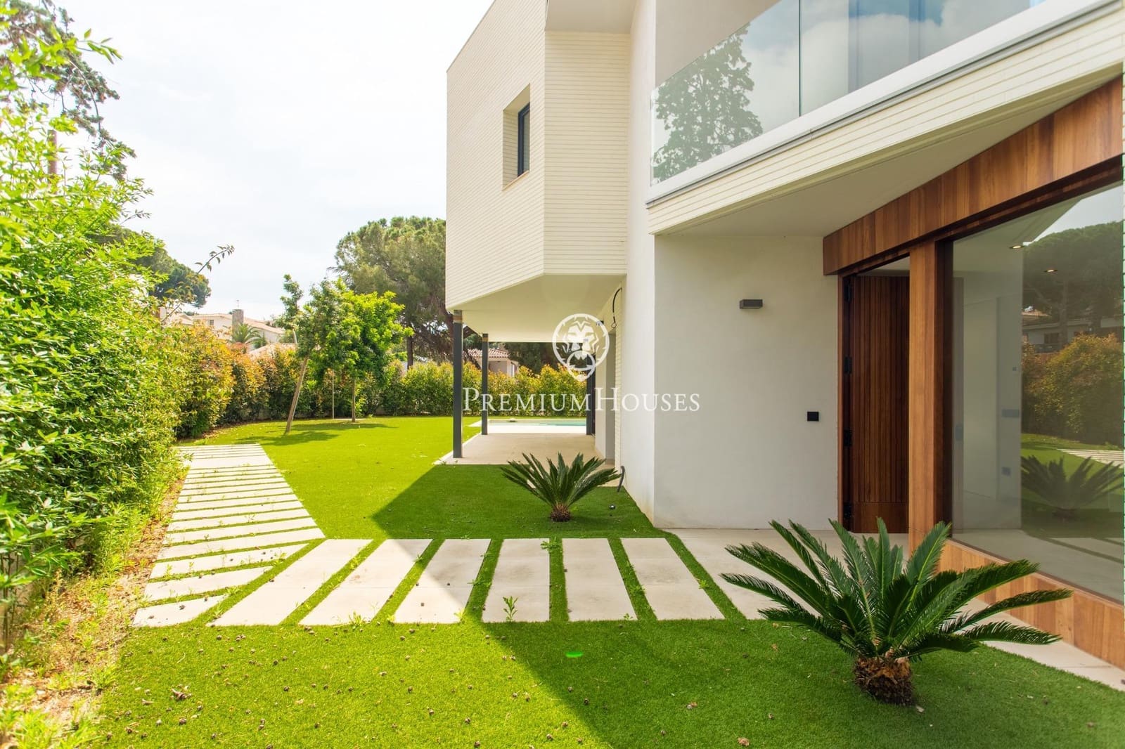 4 bedroom Villa for sale in Vilassar de Dalt with pool garage - € 1,790,000 (Ref: 9846235)