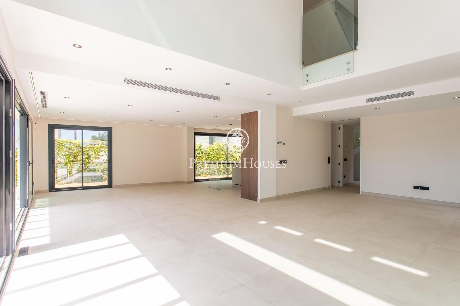 4 bedroom Villa for sale in Vilassar de Dalt with pool garage - € 1,790,000 (Ref: 9846235)