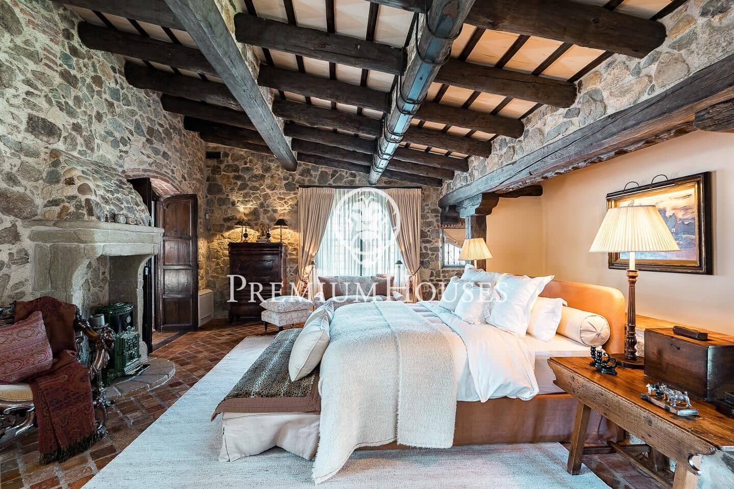 Finca/Casa Rural de 8 habitaciones en Cassà de la Selva en venta - 6.900.000 € (Ref: 9849367)