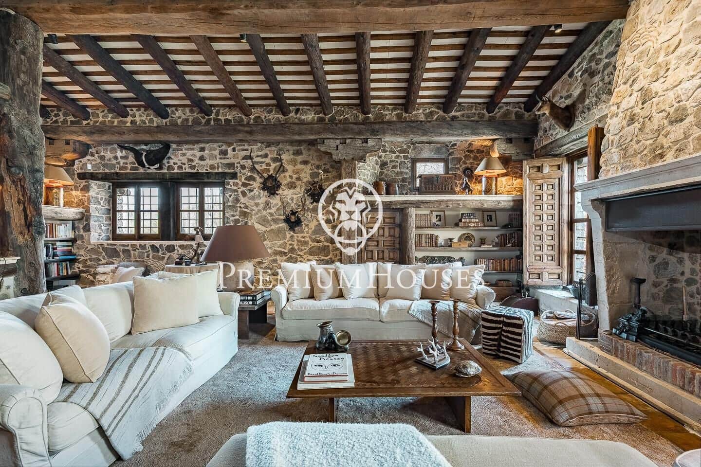 Finca/Casa Rural de 8 habitaciones en Cassà de la Selva en venta - 6.900.000 € (Ref: 9849367)
