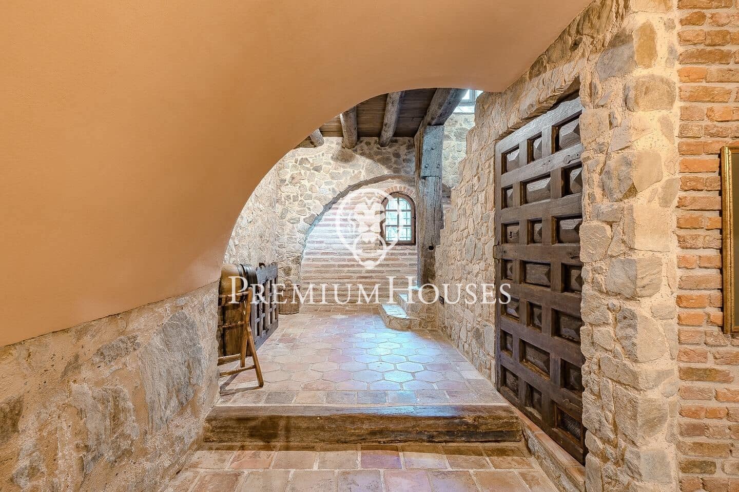 Finca/Casa Rural de 8 habitaciones en Cassà de la Selva en venta - 6.900.000 € (Ref: 9849367)