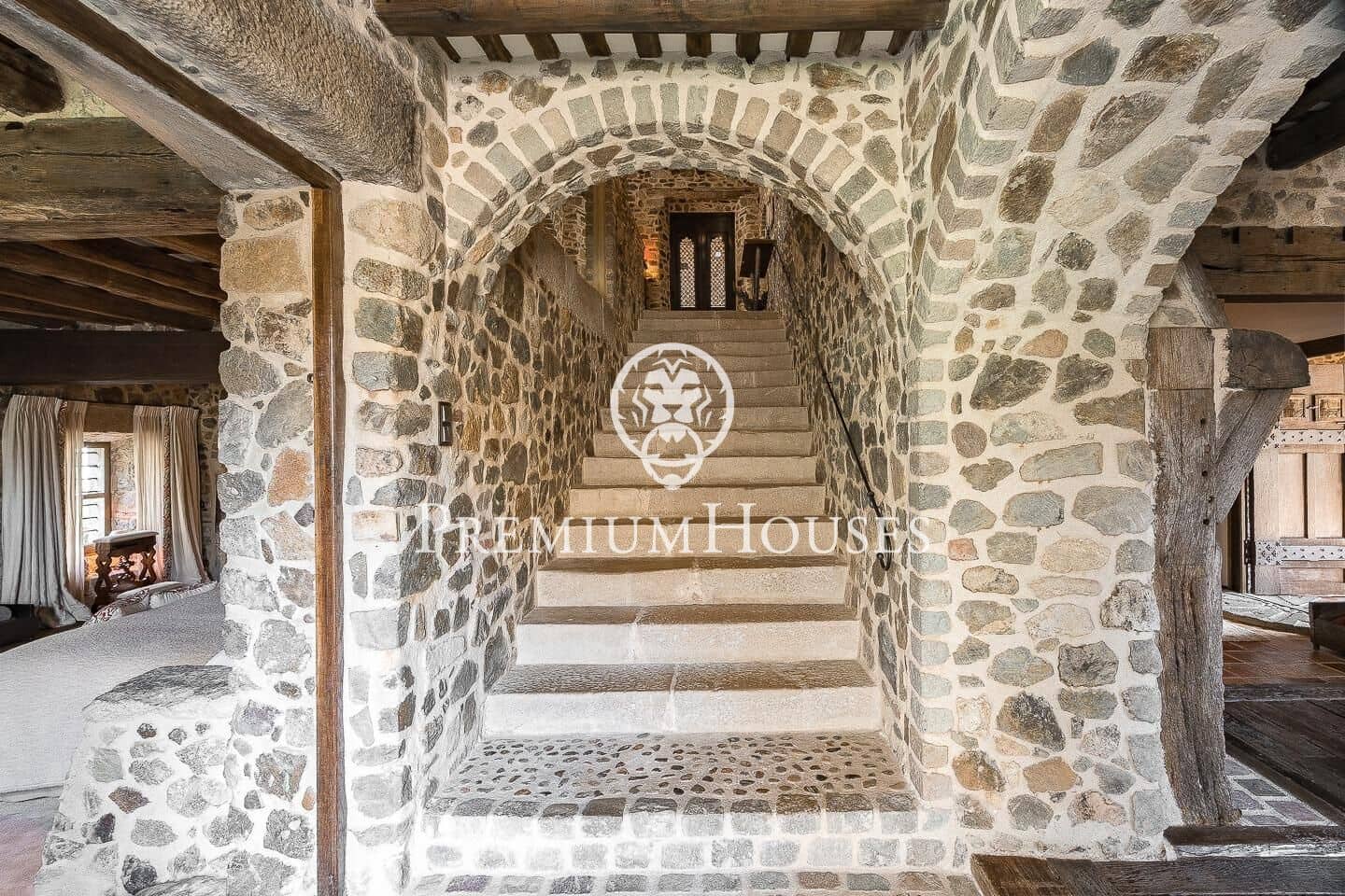 Finca/Casa Rural de 8 habitaciones en Cassà de la Selva en venta - 6.900.000 € (Ref: 9849367)