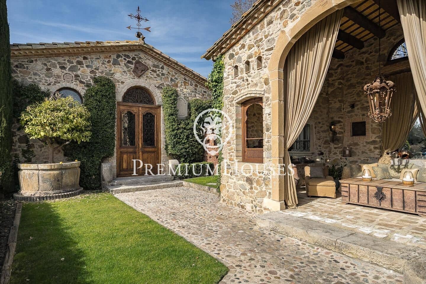 Finca/Casa Rural de 8 habitaciones en Cassà de la Selva en venta - 6.900.000 € (Ref: 9849367)