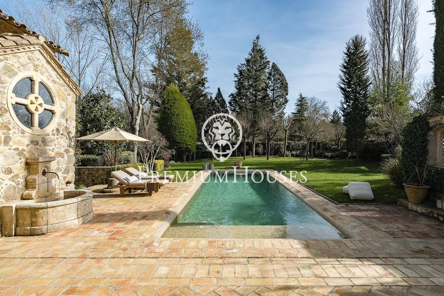 Finca/Casa Rural de 8 habitaciones en Cassà de la Selva en venta - 6.900.000 € (Ref: 9849367)