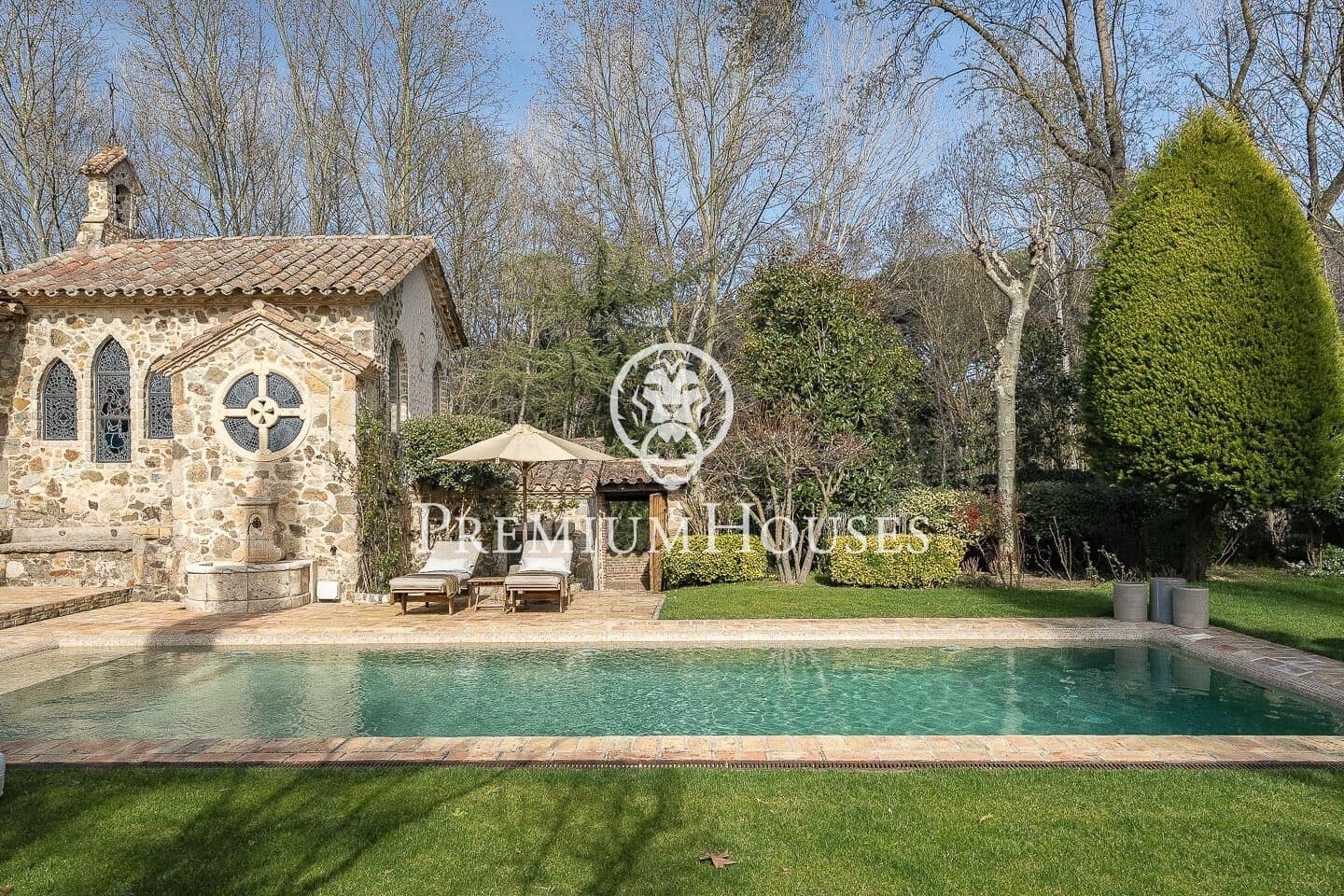 Finca/Casa Rural de 8 habitaciones en Cassà de la Selva en venta - 6.900.000 € (Ref: 9849367)