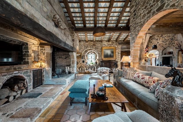8 sypialnia Finka/Dom wiejski na sprzedaż w Cassà de la Selva - 6 900 000 € (Ref: 9849367)