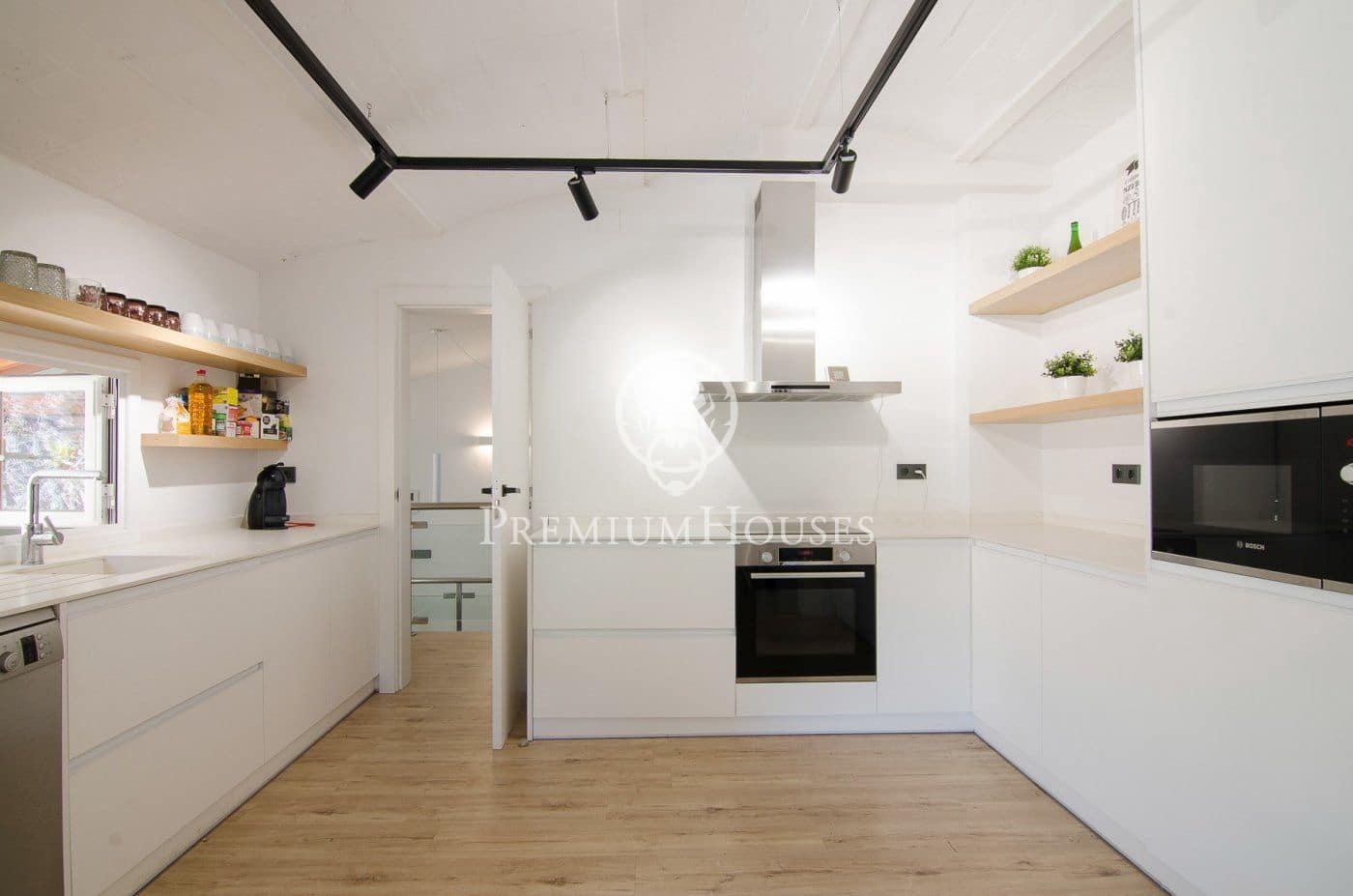6 Zimmer Villa zu verkaufen in Cabrils mit Pool - 1.800.000 € (Ref: 9849368)