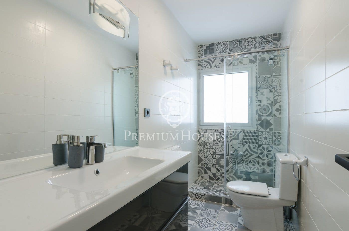 6 Zimmer Villa zu verkaufen in Cabrils mit Pool - 1.800.000 € (Ref: 9849368)