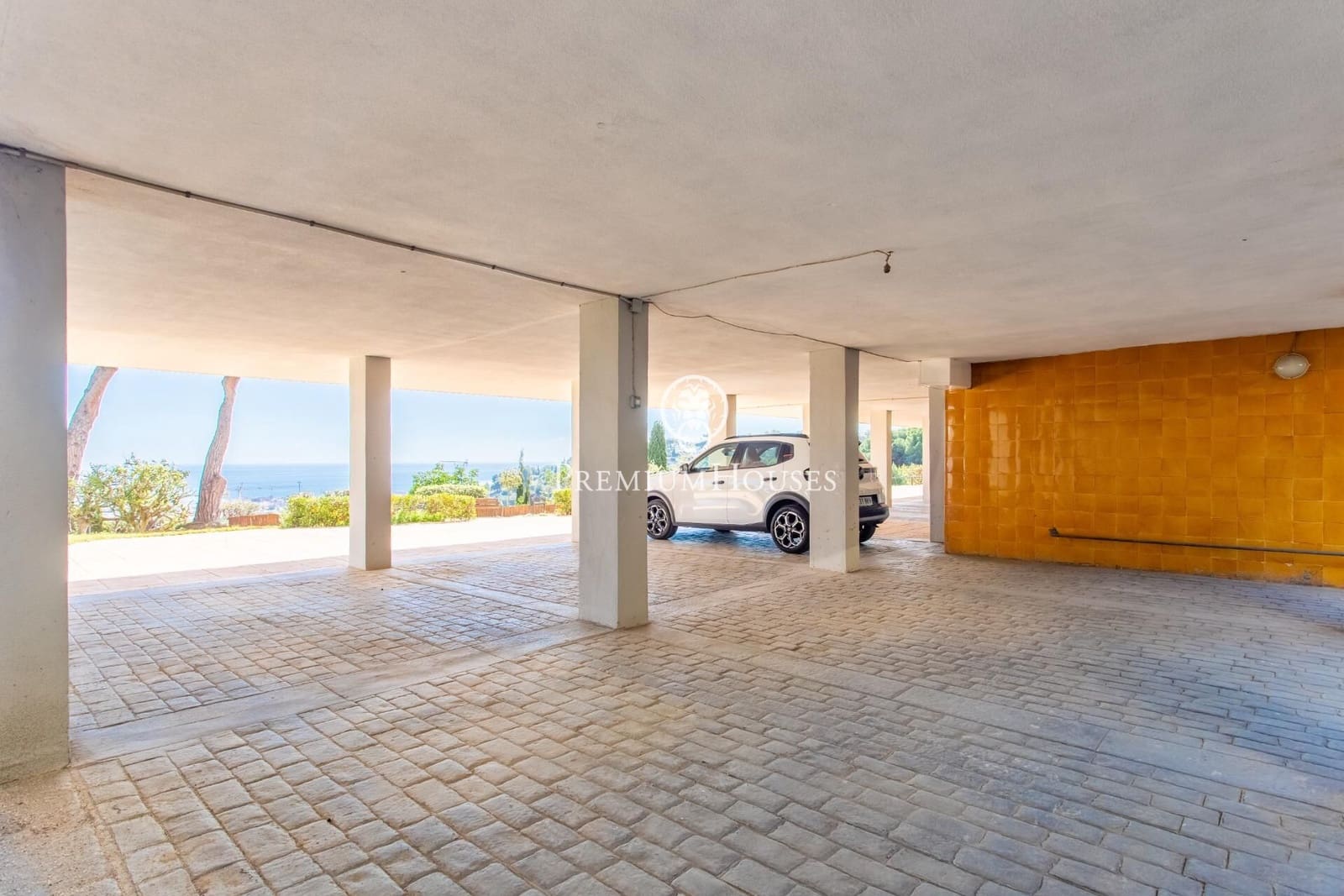 4 sovrum Takvåning att hyra i Vilassar de Dalt med pool garage - 3 000 € (Ref: 9851753)