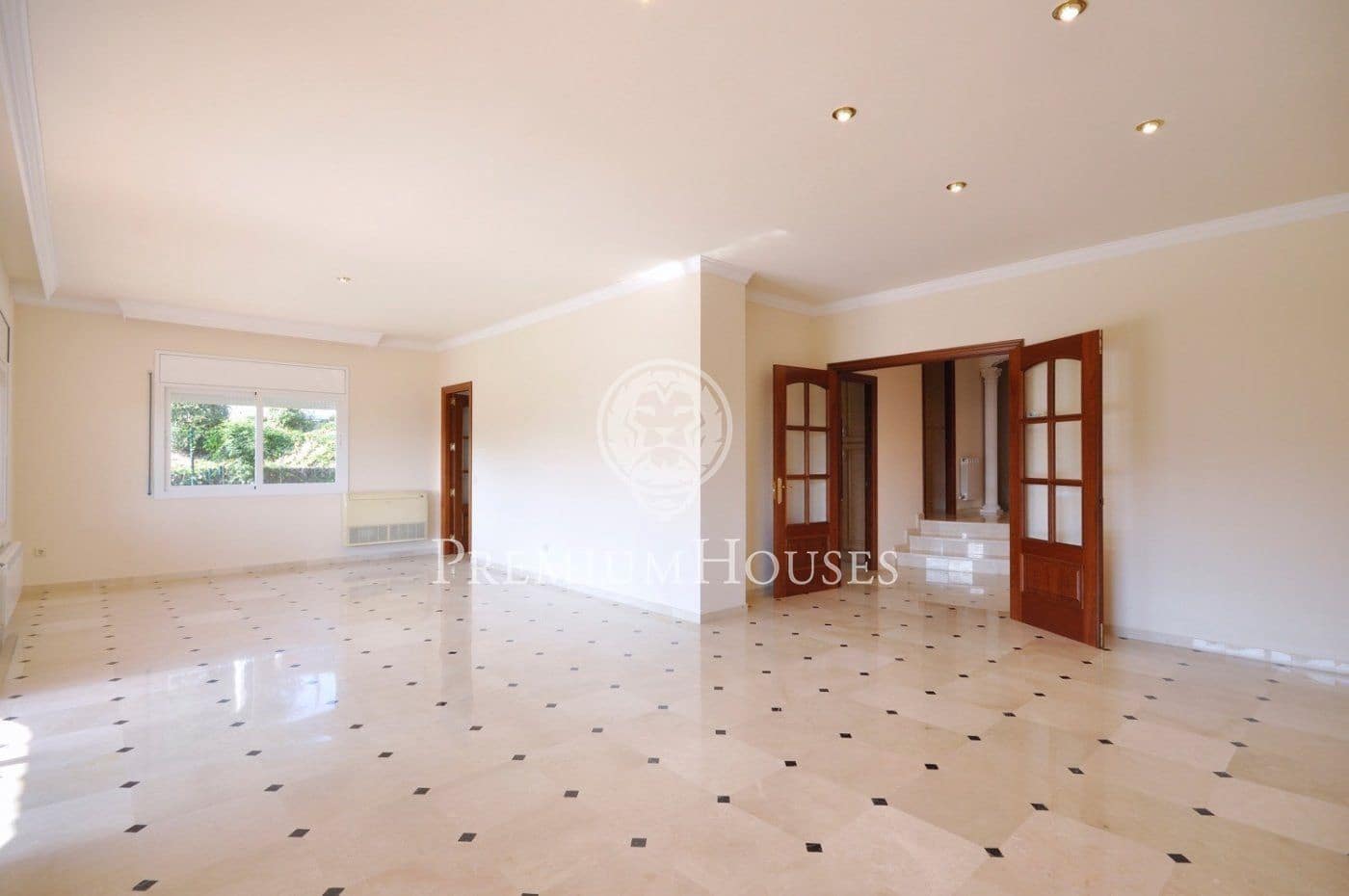 4 quarto Moradia para venda em Sant Vicenc de Montalt com piscina garagem - 1 420 000 € (Ref: 9861867)